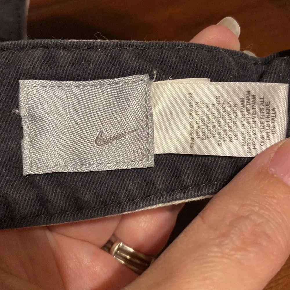 NWOT Nike visor - Picture 6 of 7